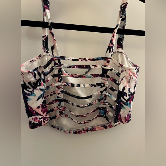 Festival crop top - Picture 2 of 2